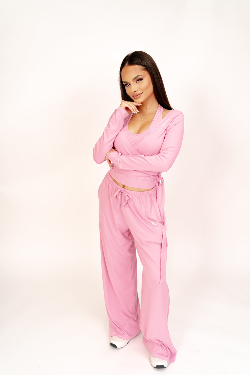 Compleu Sport-Chic 3 Piese – Maieu cu Burete, Bluză Balerină & Pantaloni Largi- Candy  ALORA