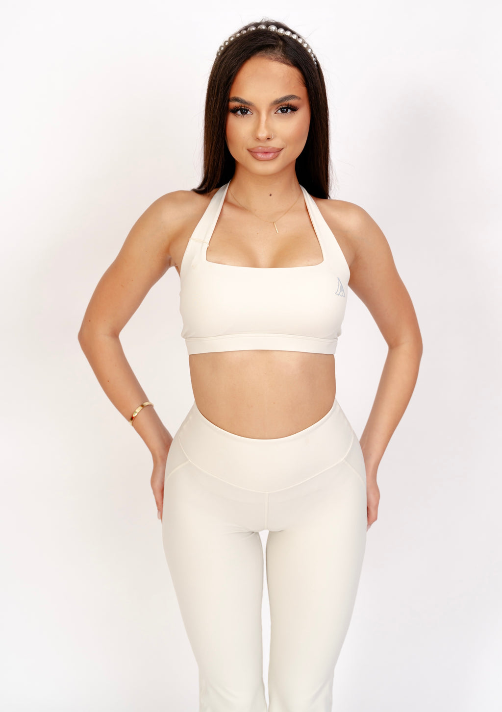 ALORA Signature Sculpt Set – Bustieră cu susținere si pantaloni evazați