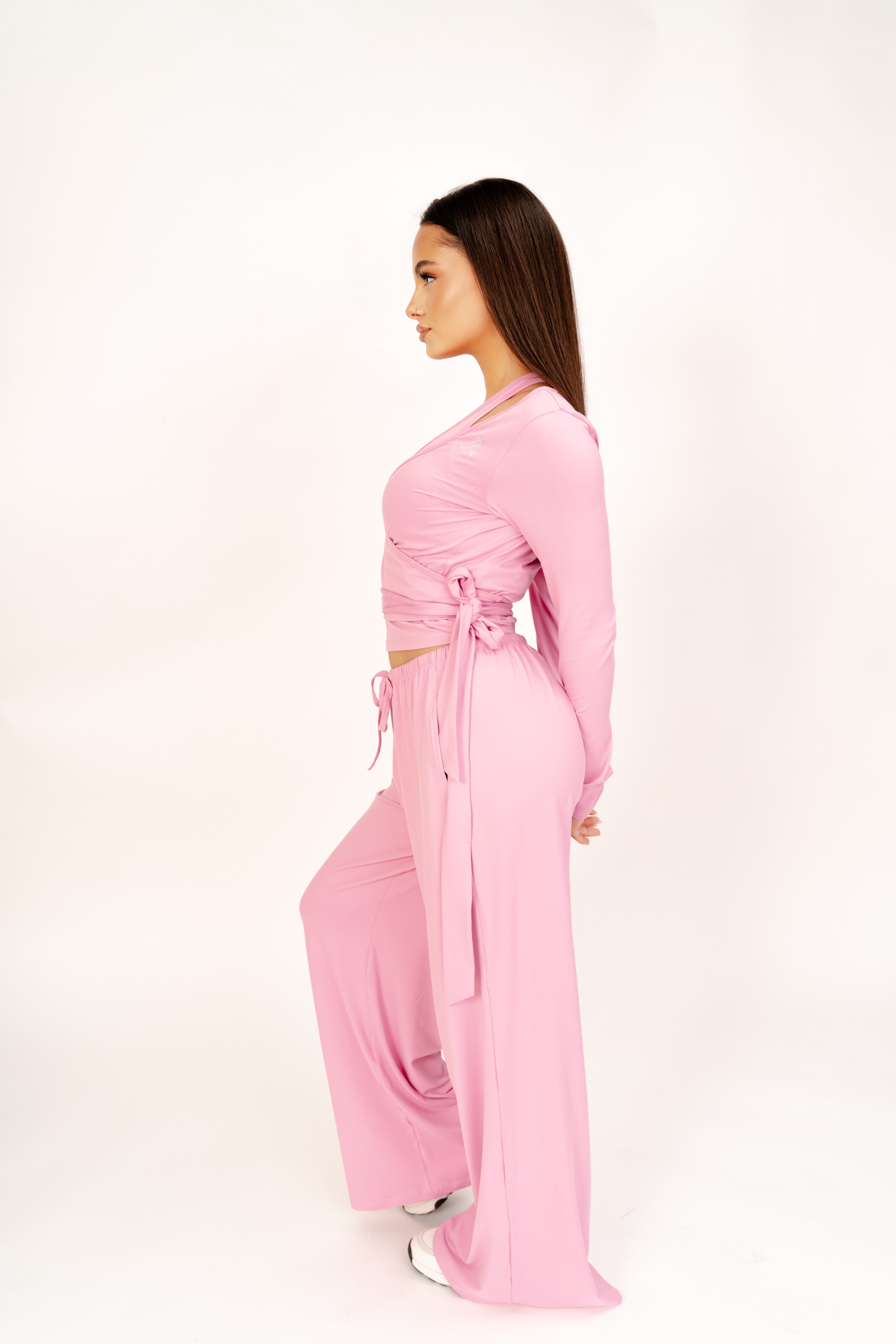 Compleu Sport-Chic 3 Piese – Maieu cu Burete, Bluză Balerină & Pantaloni Largi- Candy  ALORA